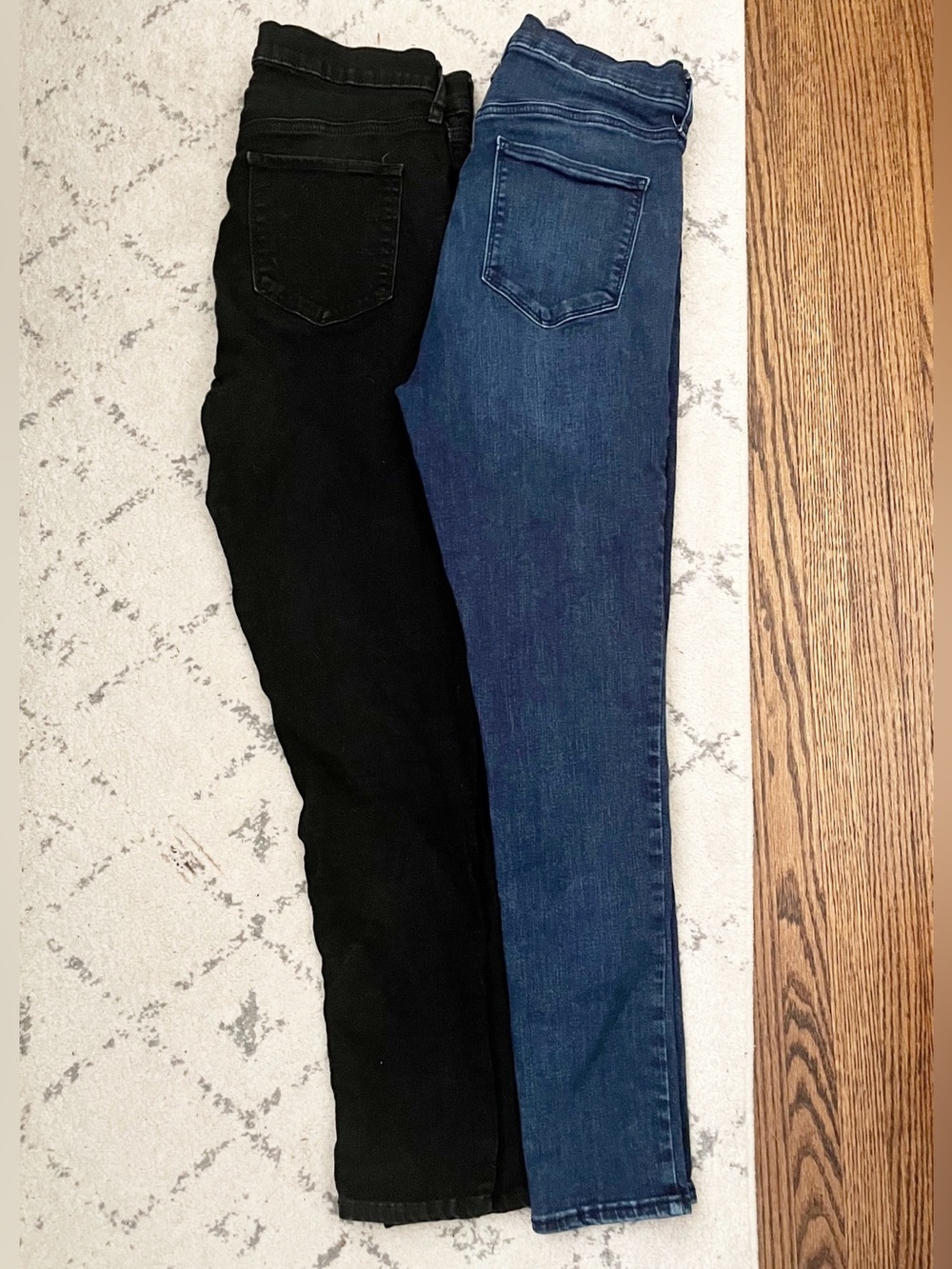 GAP Women’s Jeans Bundle - Black & Blue Denim jeggings